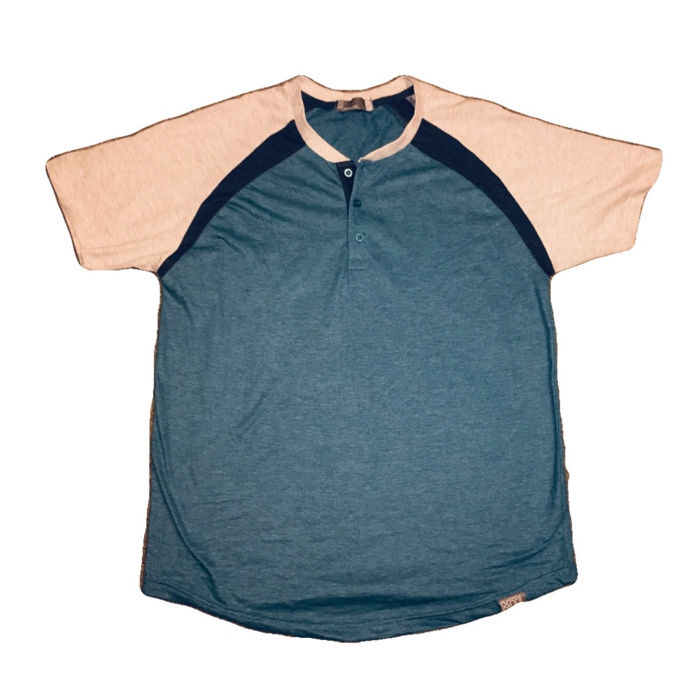 M.T.L Apparel ( made To Live ) 3 Button Mens Shirt